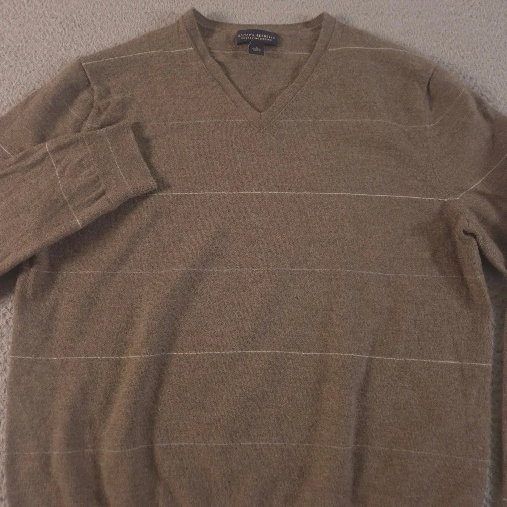 VINTAGE Banana Republic Sweater Mens Large Extra Fine Merino Striped V-Neck Y2K
